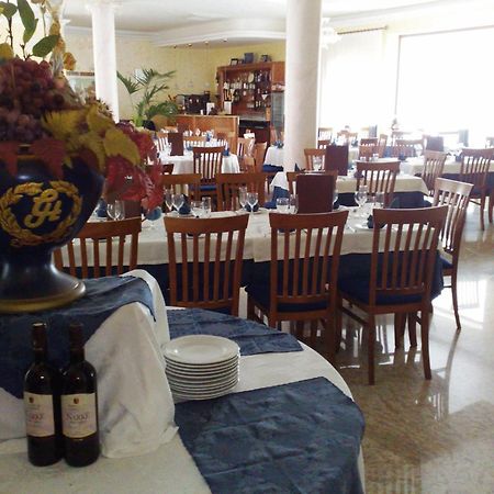 Hotel Ristorante Cordial Comiso Exterior photo